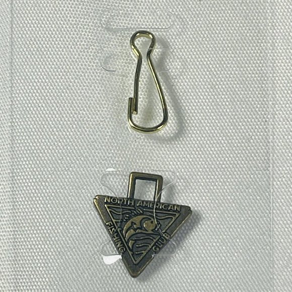 VINTAGE NOS North America Fishing Brass Small Jumpin Fish Tag Key Tab - Picture 3 of 7